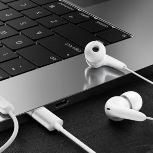 3.5mm Wired Earphones with Microphone – Clear Sound